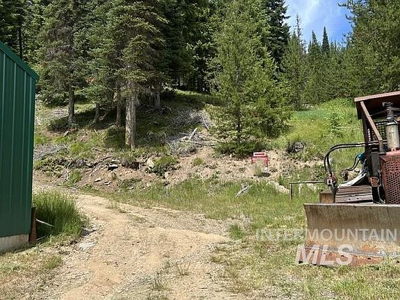 2nd image of American River Rd