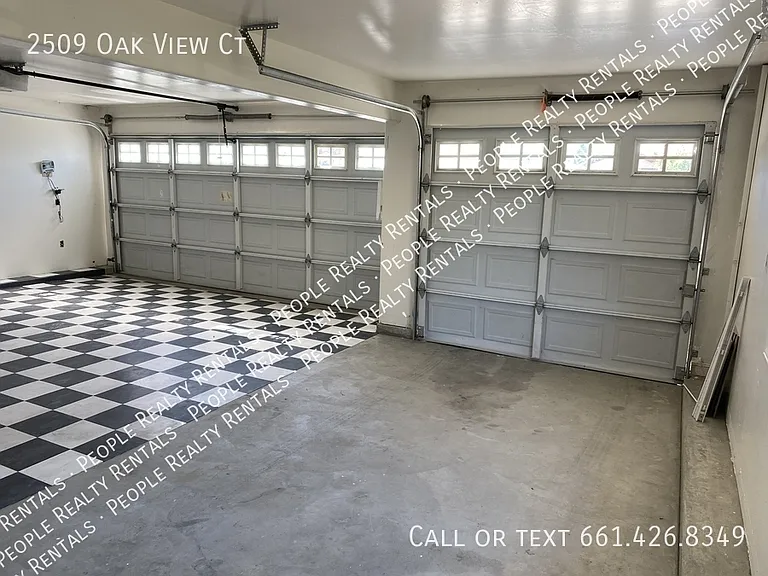 2509 Oak View Ct — Photo 29