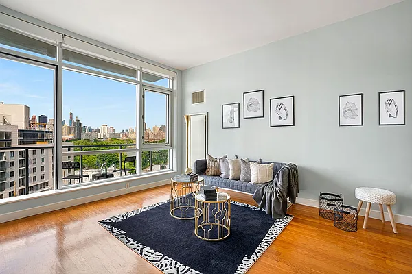 Sold by Compass | media 7