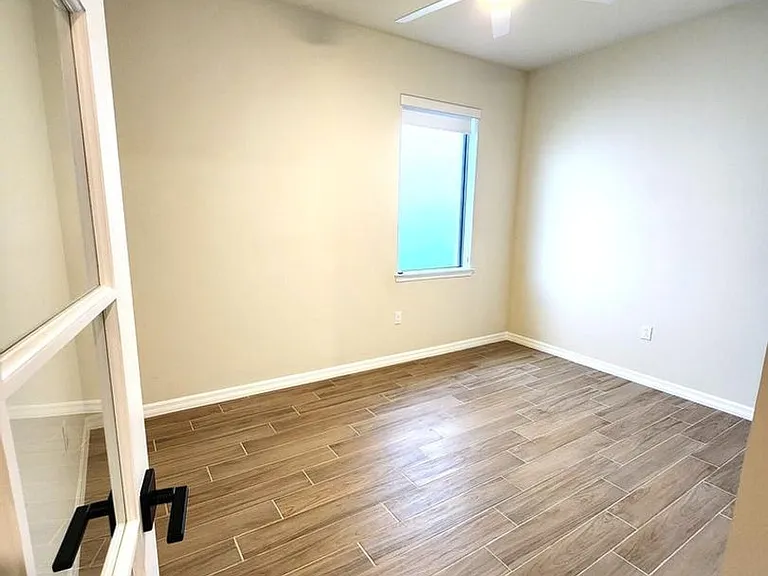 8295 Vaulting Dr — Photo 8