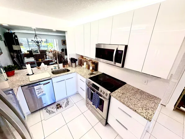 16768 Oak Hill Trail #1214, Delray Beach, FL 33484