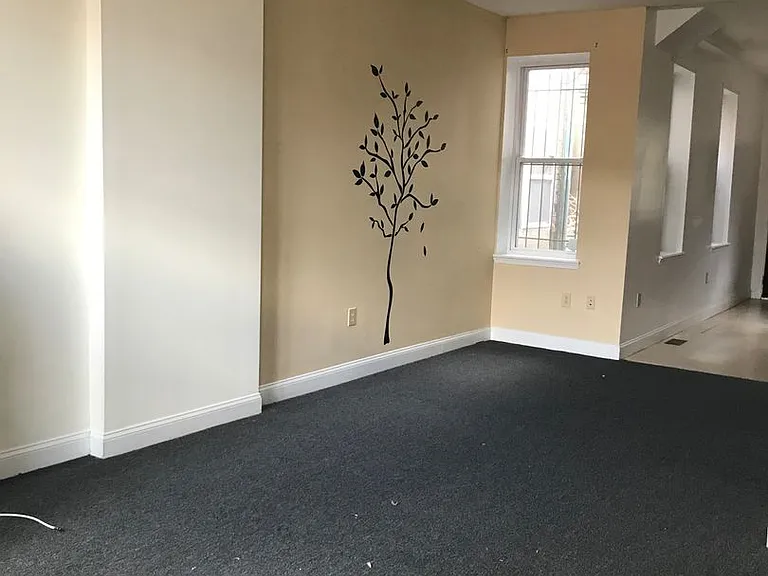 1316 S May St — Photo 2