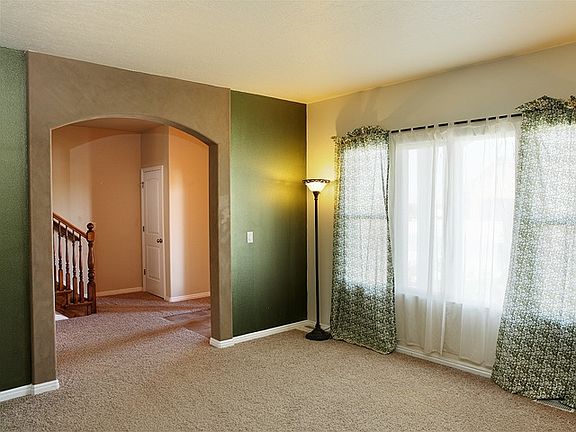 5th image of 1065 W Fox Hollow Dr
