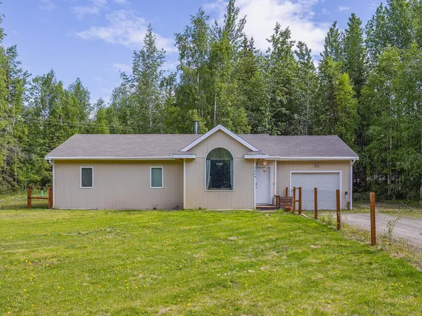 2354 Sunflower Loop, North Pole, AK 99705