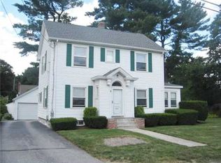 1 Elizabeth Ave, Smithfield, RI 02917