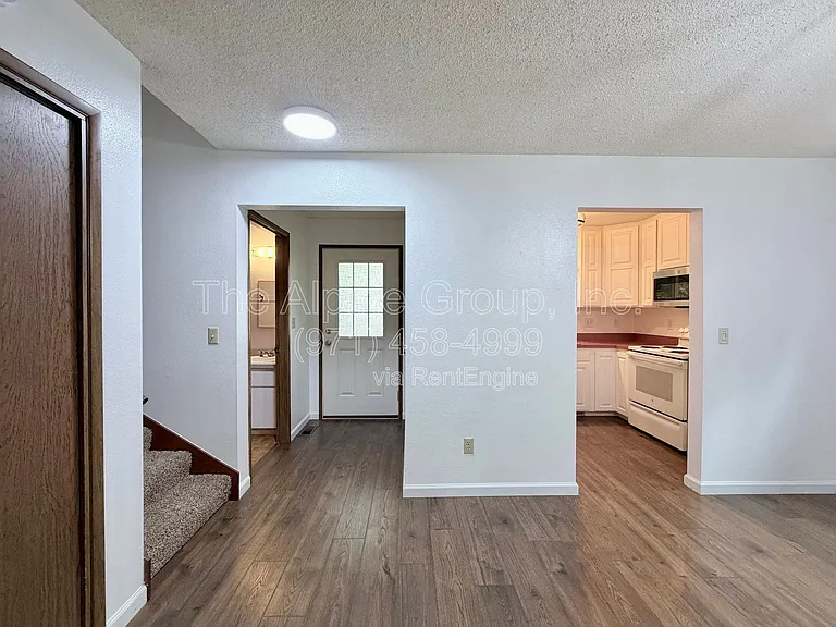 5462 SW Murray Blvd — Photo 45