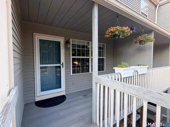 55 Manorwood Drive #55, Branford, CT 06405