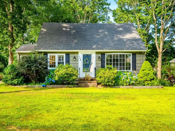 106 Abby Lane, Portland, ME 04103