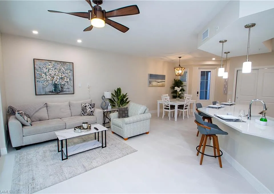 262 Indies Dr E #101