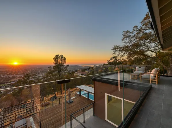 576 Powers Dr, El Dorado Hills, CA 95762