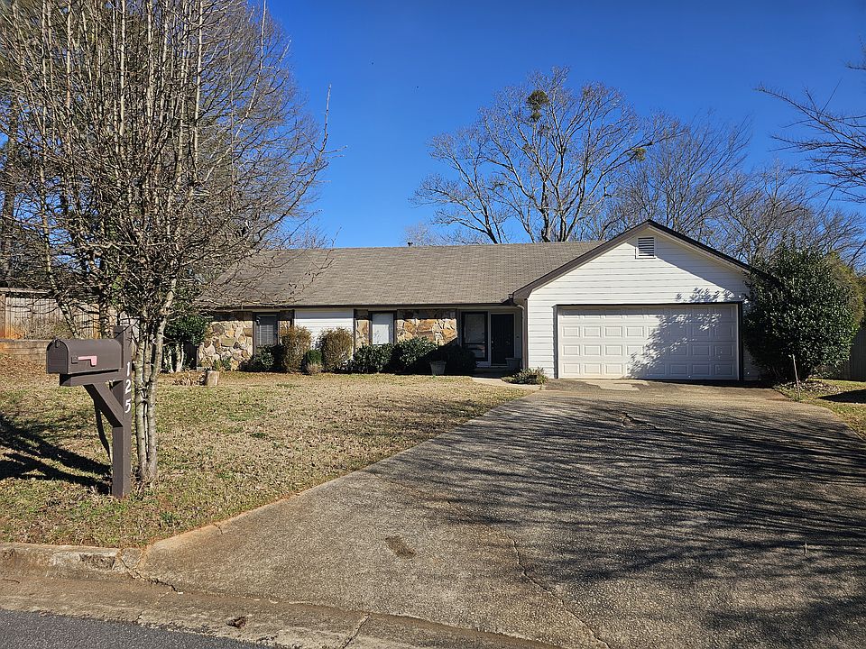1st image of 125 Sun Moss Ct