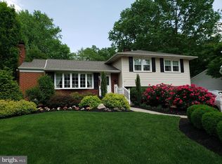 104 Sunnybrook Rd, Cherry Hill, NJ 08034