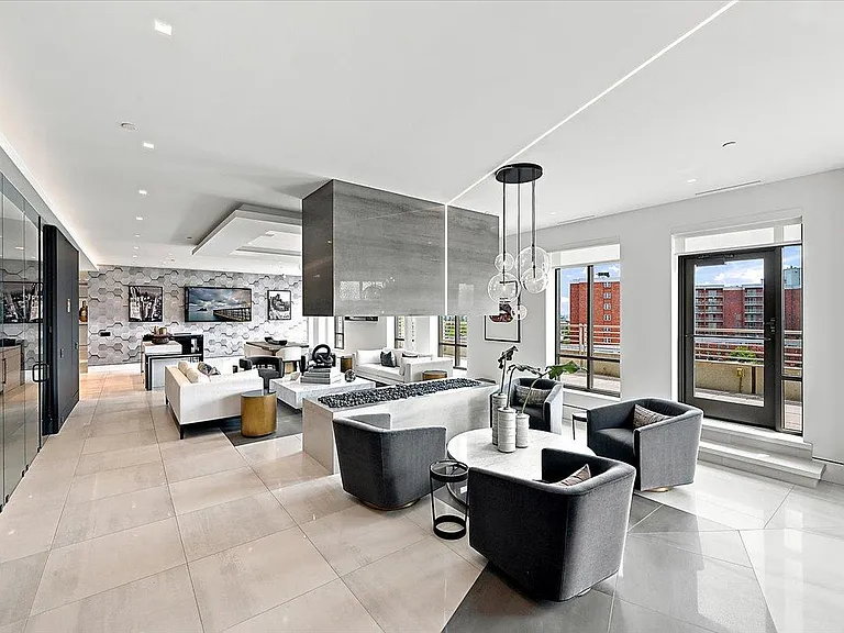 34901 Woodward Ave #5 — Photo 13