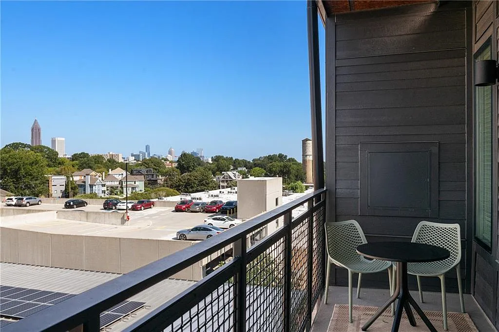 1 bed, 1.0 bath, 598 sqft, $3,000 — Photo 4