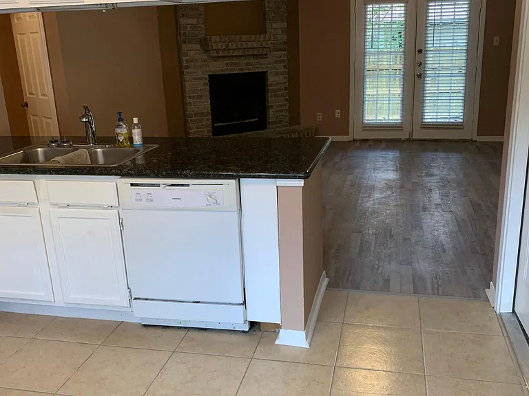 5318 Park Lk — Photo 9