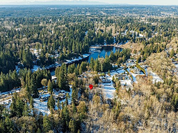 2nd image of 218 XX E Lost Lake Road
