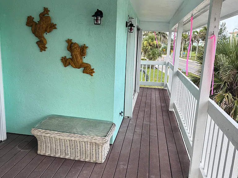 321 S Ocean Dr #1 — Photo 7