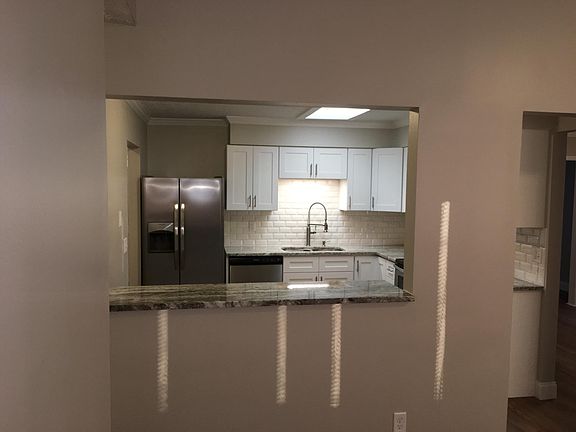3rd image of 2812 Bannon Ct