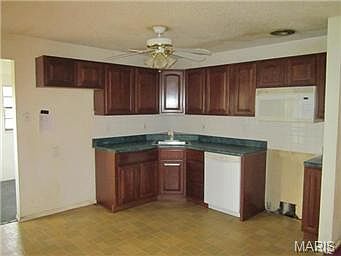 4th image of 618 Marshfield Dr