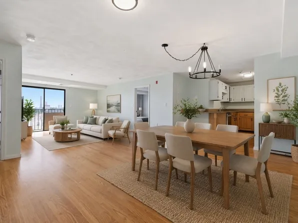39 Parlin St APT 404, Everett, MA 02149