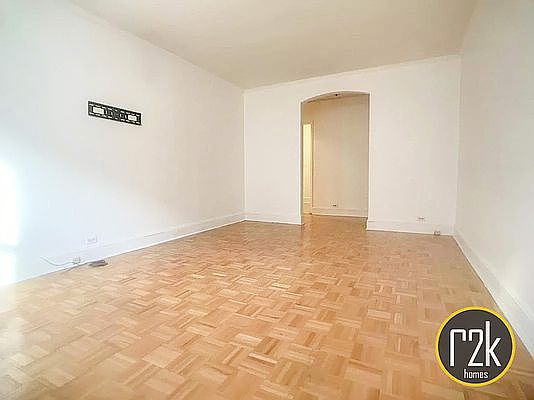 5th image of 21-18 79th St #3