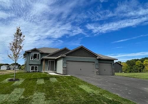 1st image of 3423 S Maple Dr