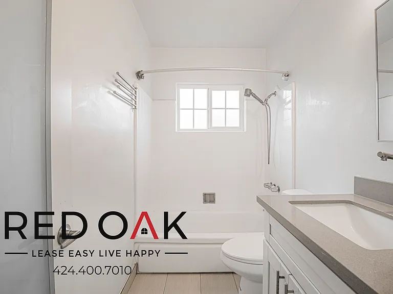 735 Locust St #6 — Photo 10