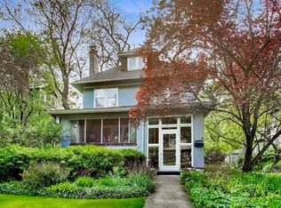 2406 Pioneer Rd, Evanston, IL 60201