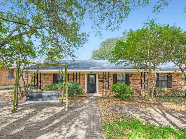 3721 Hilton Dr, Mesquite, TX 75150