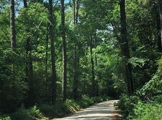 47 Lakecrest Ln, Huntsville, TX 77340