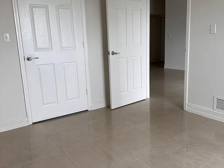 Vista del Rio Apartments — Photo 26