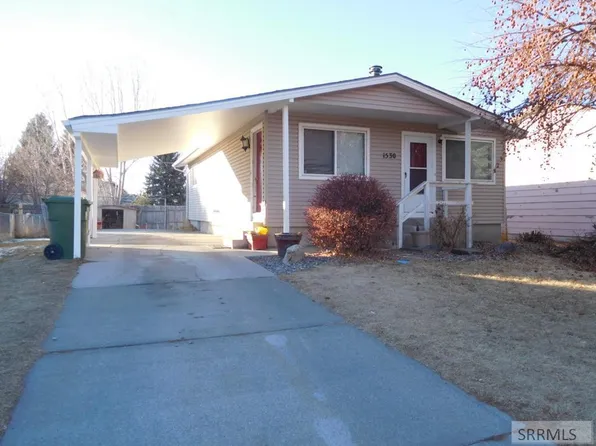 1530 Vernon St, Blackfoot, ID 83221