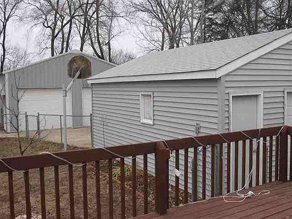 2nd image of 620 Home Acres Ave
