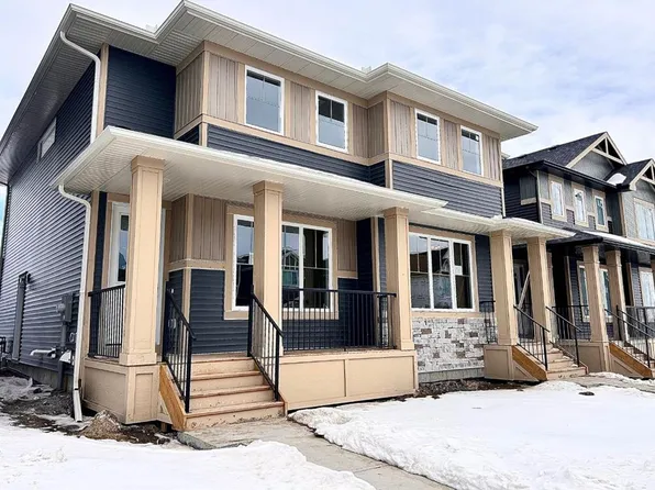 98 S Sora Gdns SE, Calgary, AB T3S 0L7
