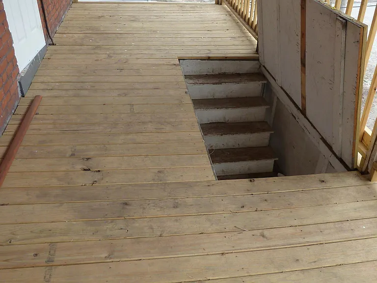 3916 Clark Ave — Photo 10