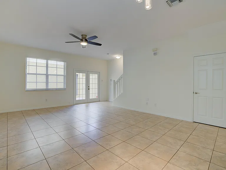 158 W Thatch Palm Cir — Photo 10