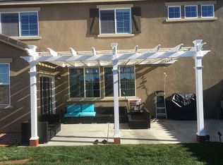 15054 Paseo Verde Pl, Victorville, CA 92394