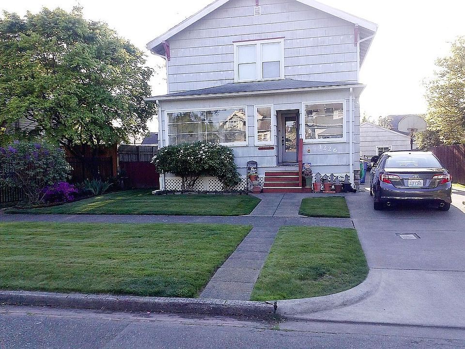 1st image of 1226 N Oakes St