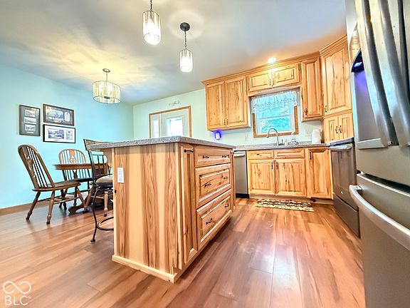 5th image of 2902 W Stratford Cir