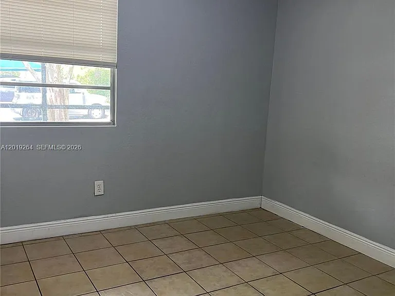 1237 SW 46th Ave #801 — Photo 8