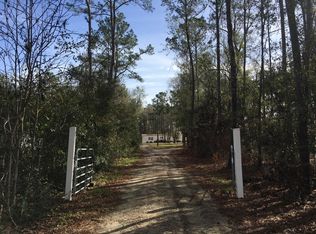 7883 Steamboat Landing Rd, Edisto island, SC 29438