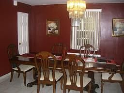 Formal dining rm