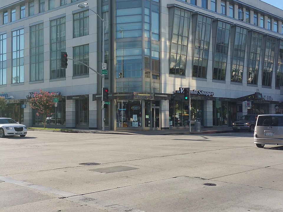 1st image of 175 S Lake Ave Unit 303