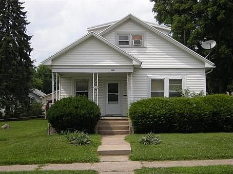 1st image of 1755 Tuttle Ave