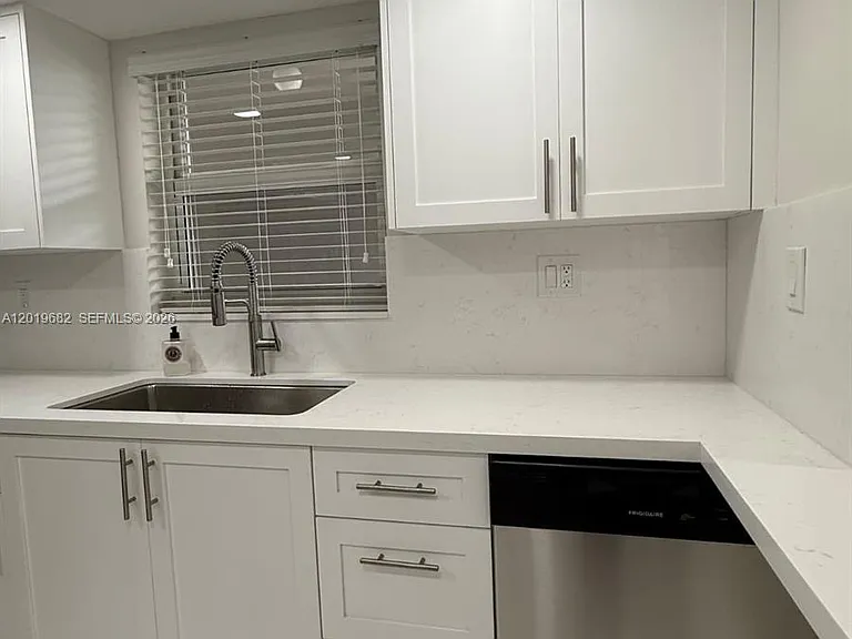 140 NW 87th Ave #G111 — Photo 3