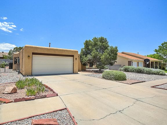 3rd image of 9420 Camino Del Sol NE