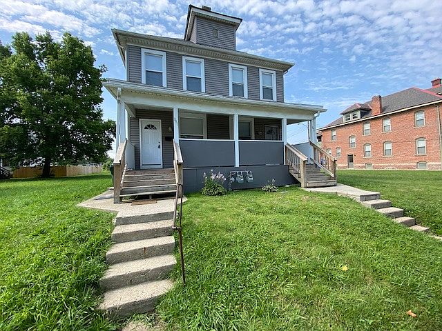 1st image of 881 E Fulton St