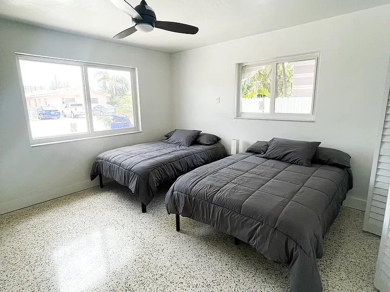 3574 SW 25th Ter #1 — Photo 9