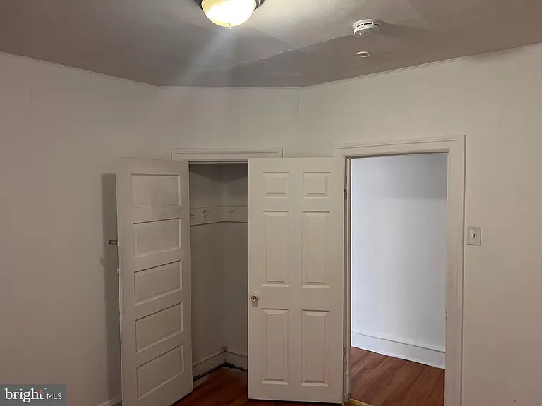 1208 Carl Miller Blvd — Photo 3