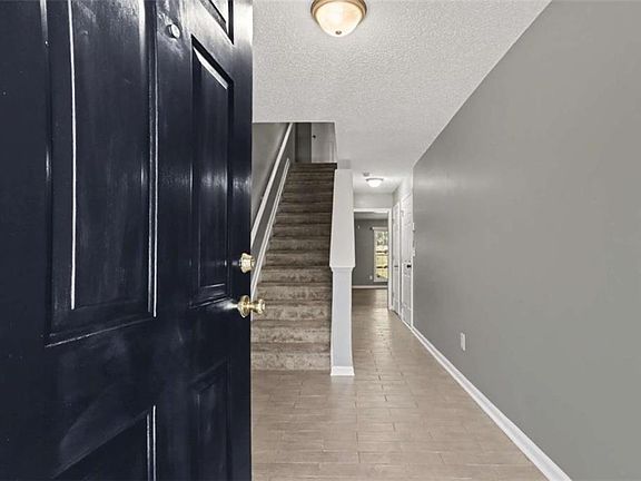 5th image of 111 Creel Way S